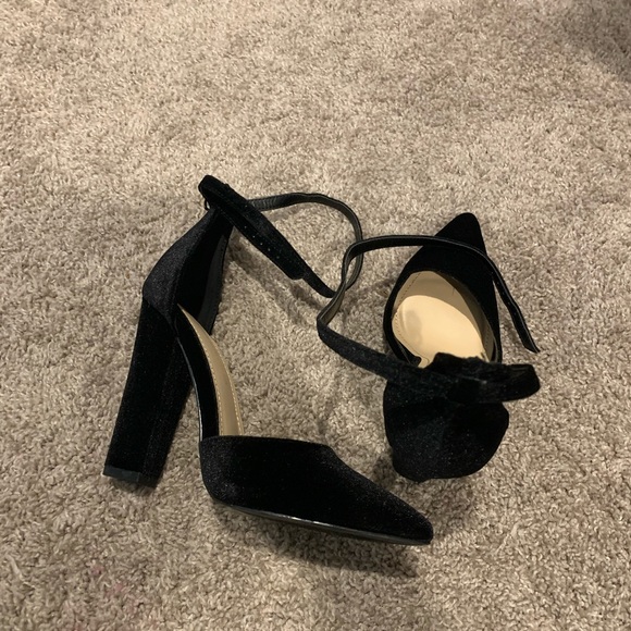 Black velvet ankle strap shoes. Worn once - Picture 2 of 3